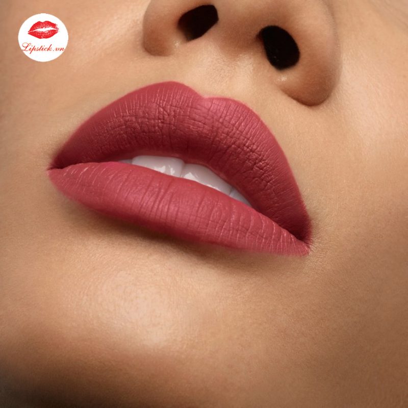 louboutin-318m-epic-brunette